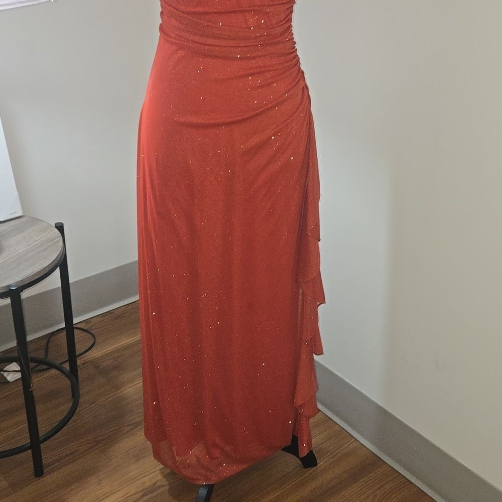 Betsey & Adam Maxi Sparkle Gown - Picture 7 of 9